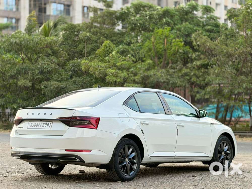 Skoda Superb 2.0 Sportline Tsi At, 2020, Petrol