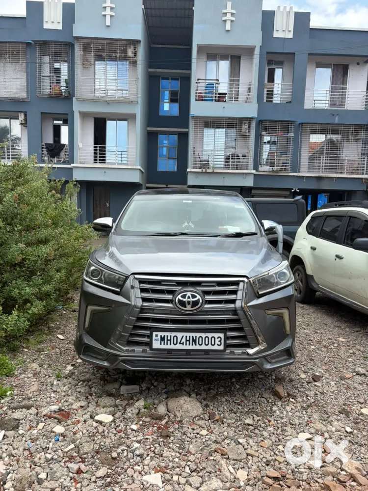 Toyota Innova Crysta 2016 2.4g Plus
