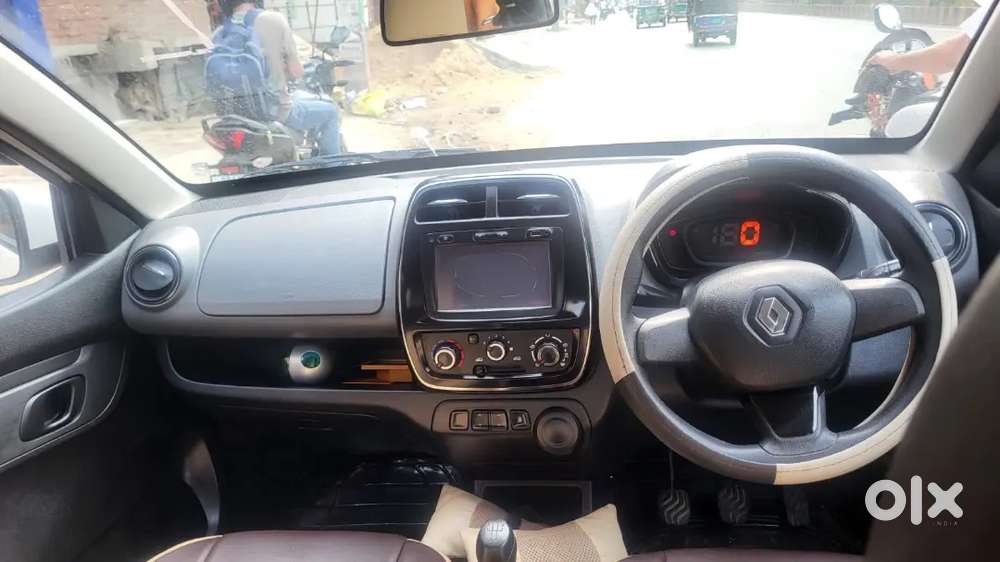Renault Kwid 1.0 Rxt 2019 Only 6000 Km Run