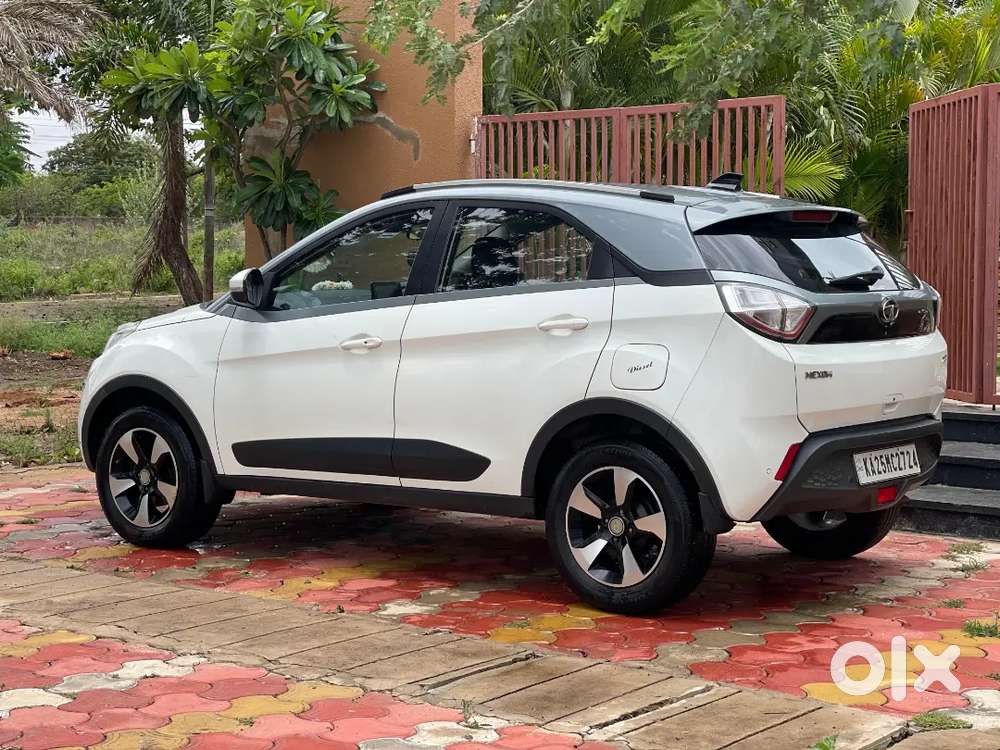 Tata  Nexon Xz Plus