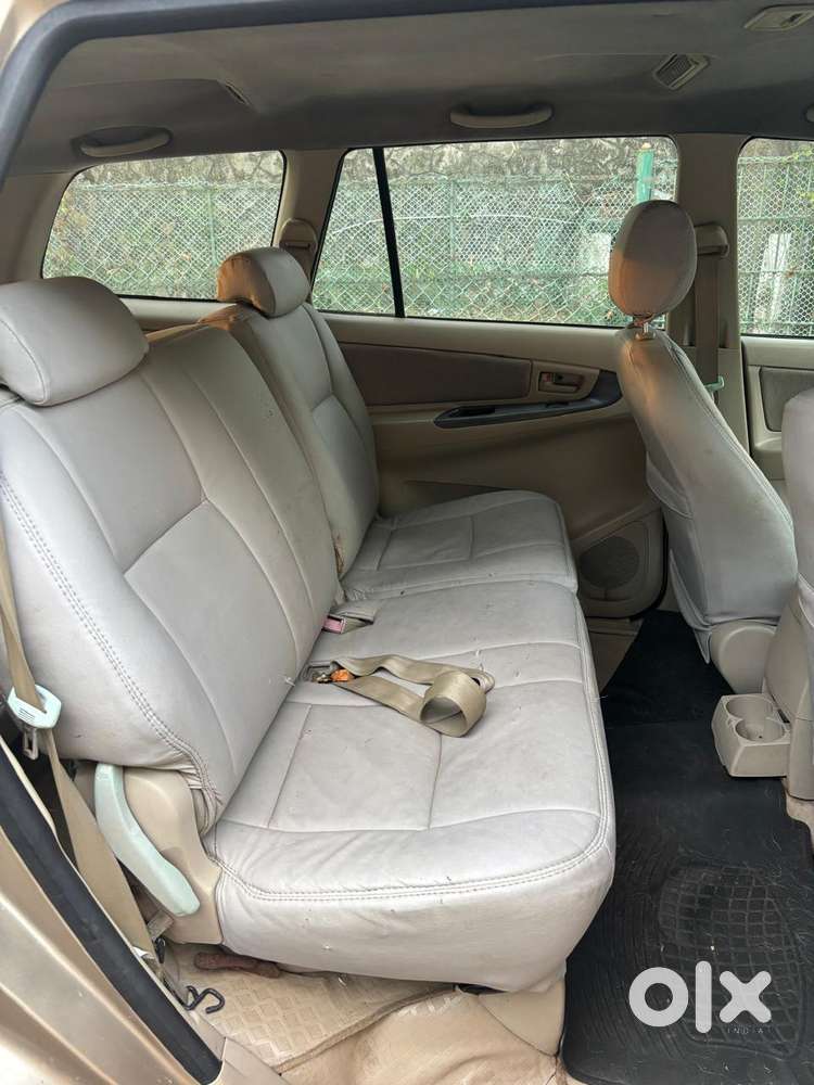 Toyota Innova 2.5 G (diesel) 7 Seater, 2005, Diesel