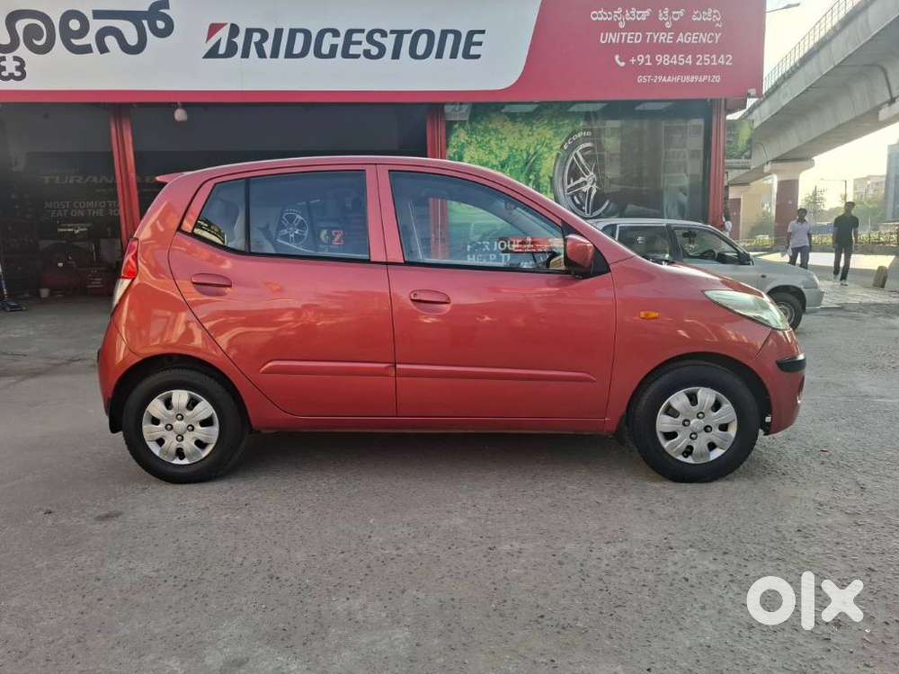 Hyundai I10 Sportz At, 2010, Petrol