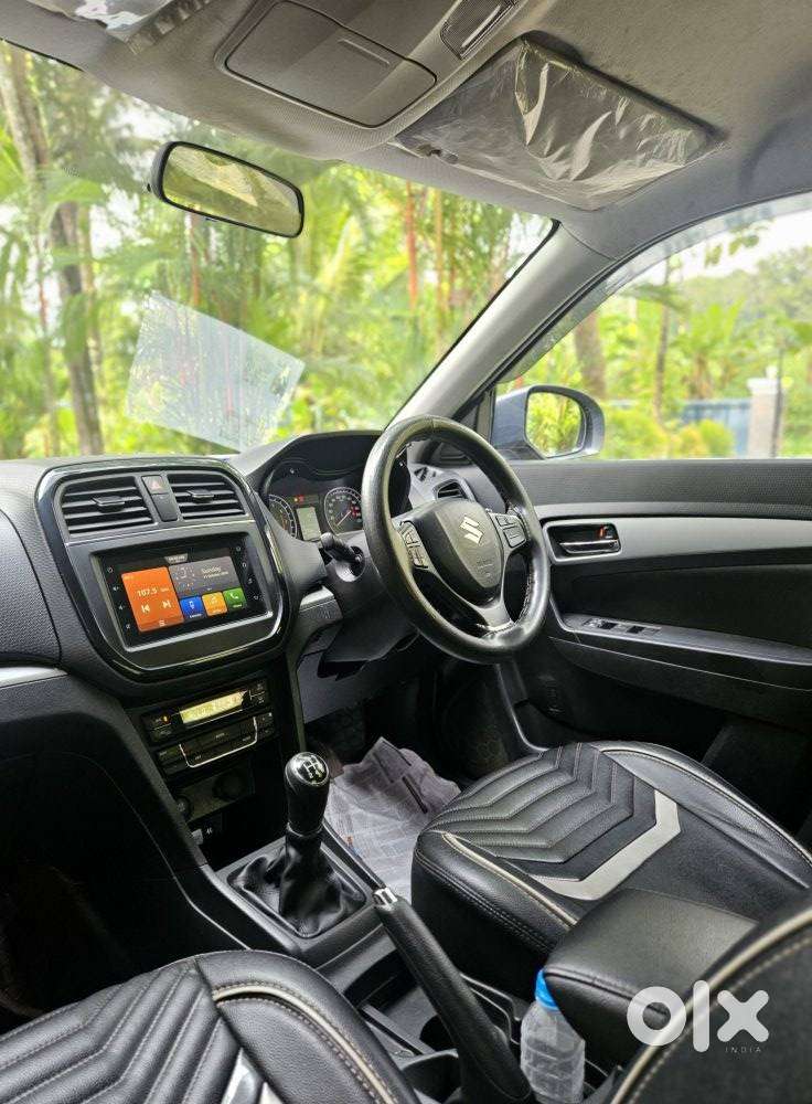 Maruti Suzuki Brezza, 2022, Petrol