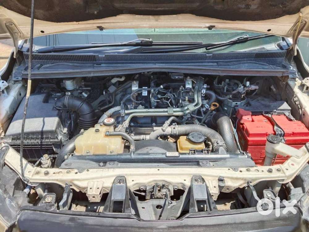 Toyota Innova Crysta 2017 Diesel Well Maintained