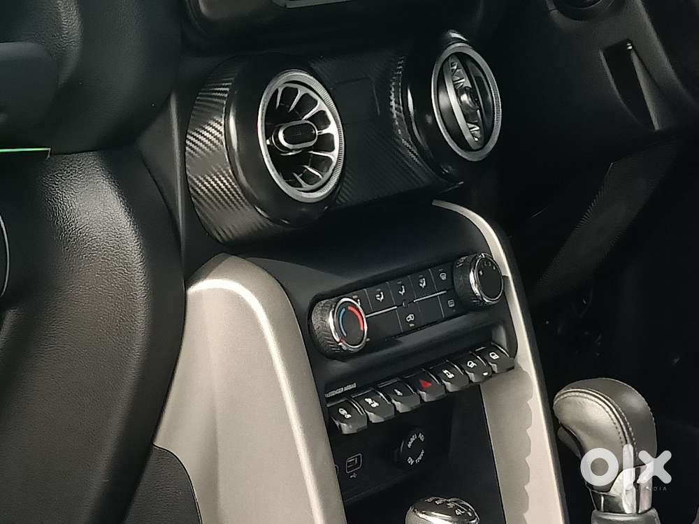 Mahindra Thar Lx P At 4wd 4s Ht, 2023, Petrol
