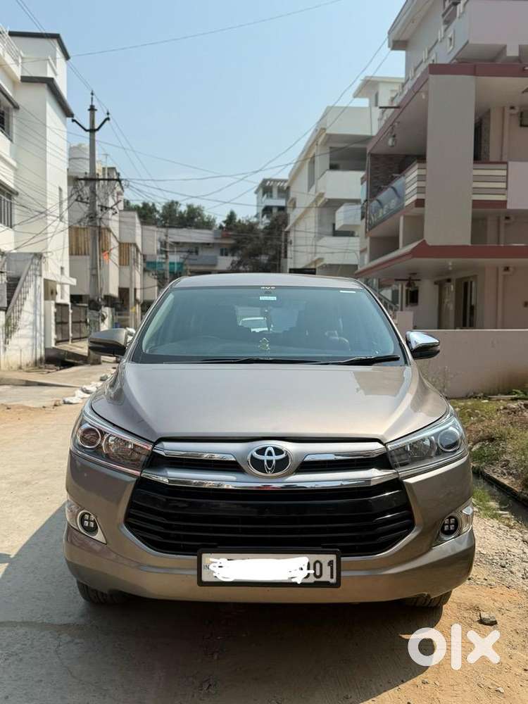 Toyota Innova Crysta 2018 Diesel Well Maintained