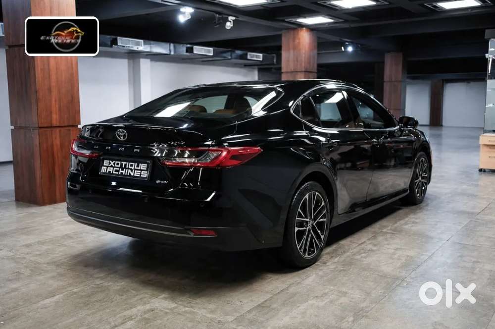 Toyota Camry, 2025, Petrol