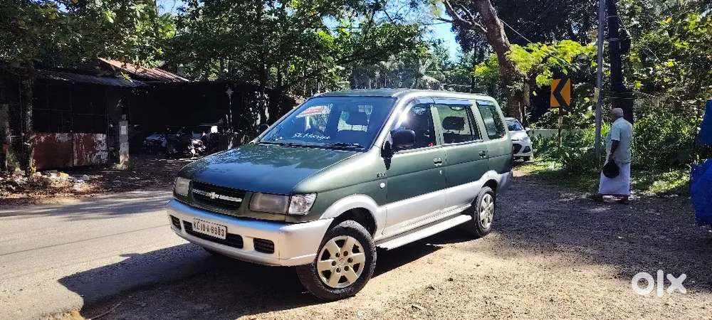 Chevrolet Tavera Elite 2004