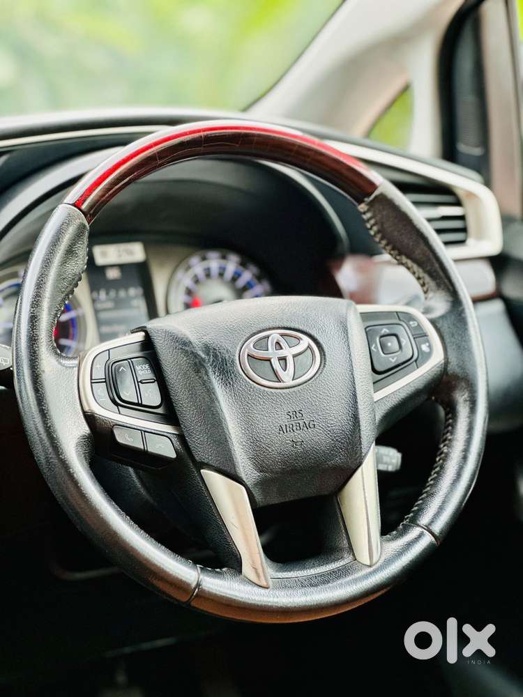 Toyota Innova Crysta 2.4 V 8 Str, 2021, Diesel