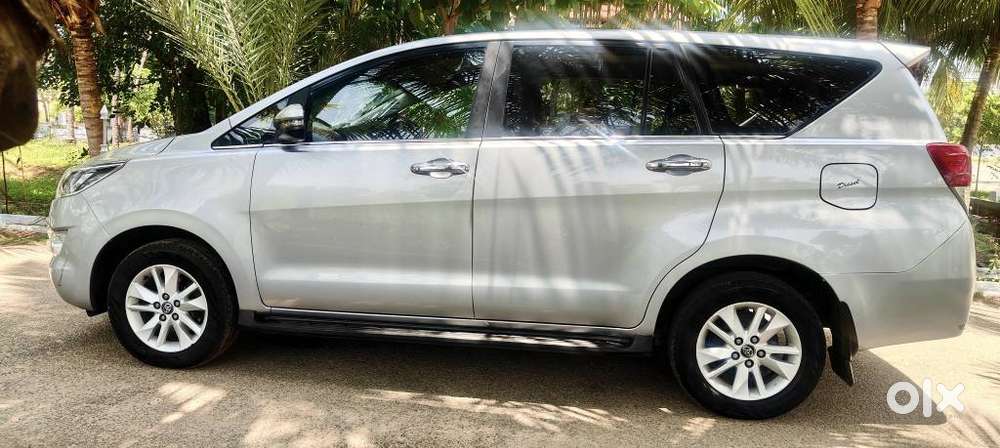 Toyota Innova Crysta 2.4 G Mt, 2017, Diesel