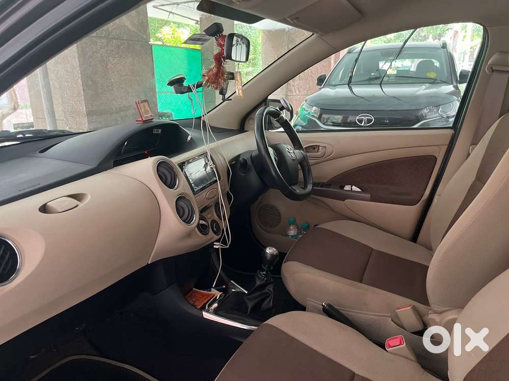 Toyota Etios Platinum 2018 Hr26