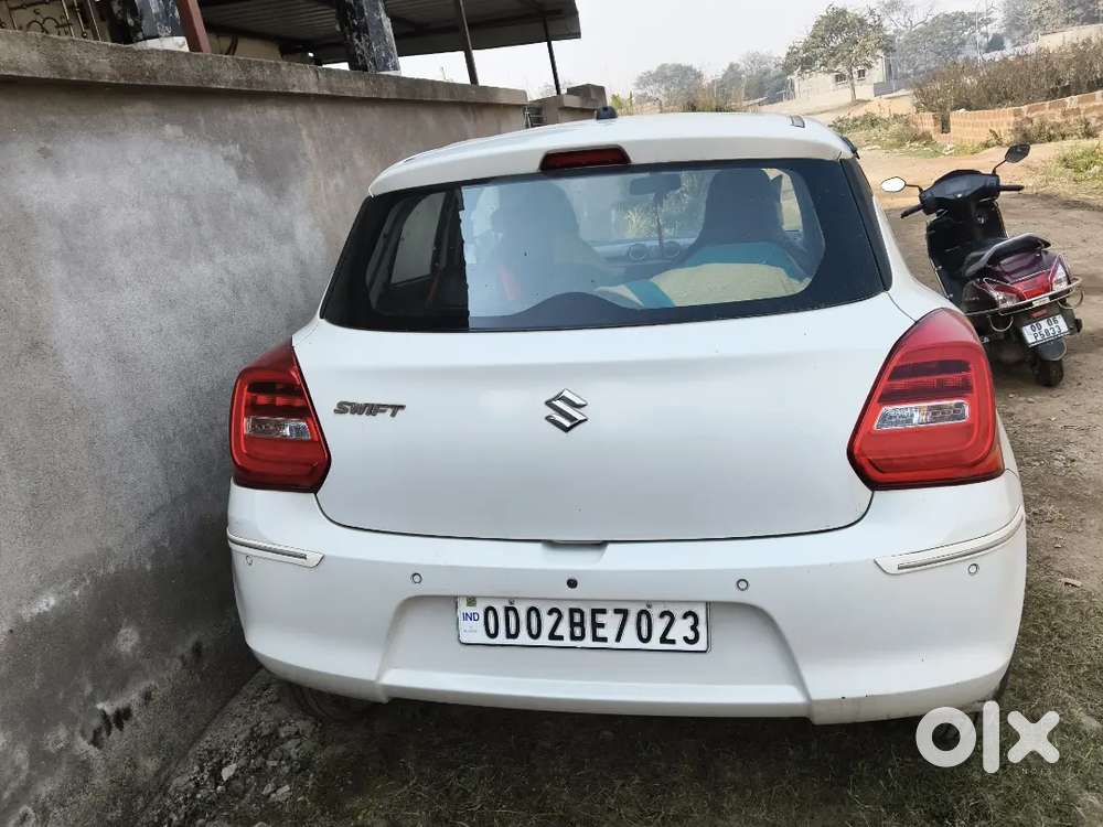 Maruti Suzuki New-gen Swift 2019 Petrol 13000 Km Driven