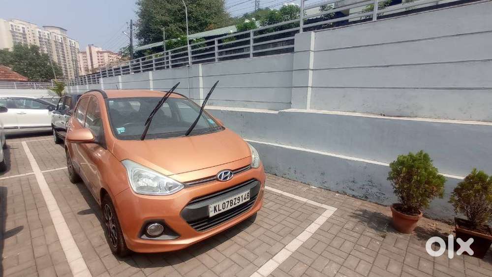 Hyundai Grand I10 2013-2016 Sportz, 2014, Petrol