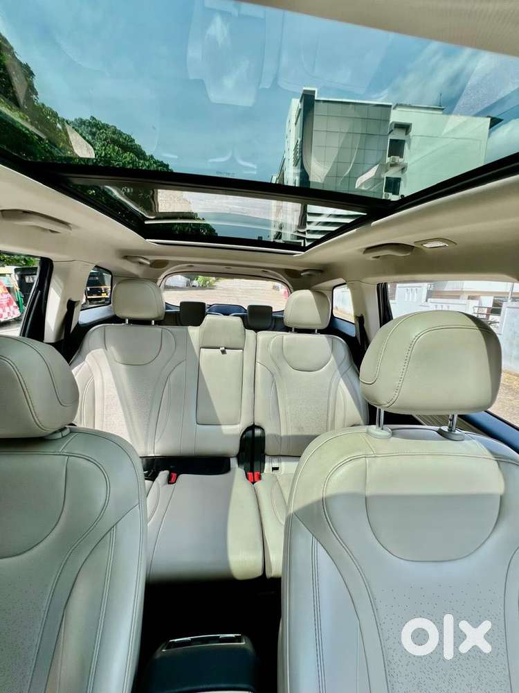 Mahindra Xuv700 2.2 Ax 7 Diesel At Str, 2021, Diesel