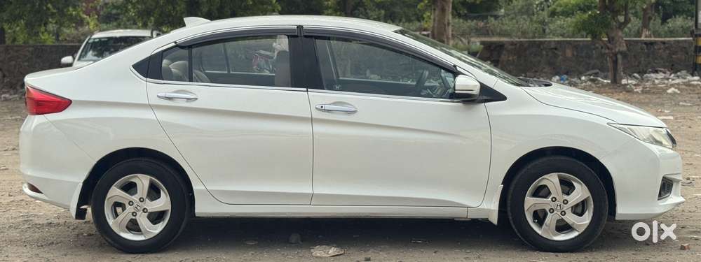 Honda City 1.5 V 4th Gen I-vtec Mt, 2016, Petrol