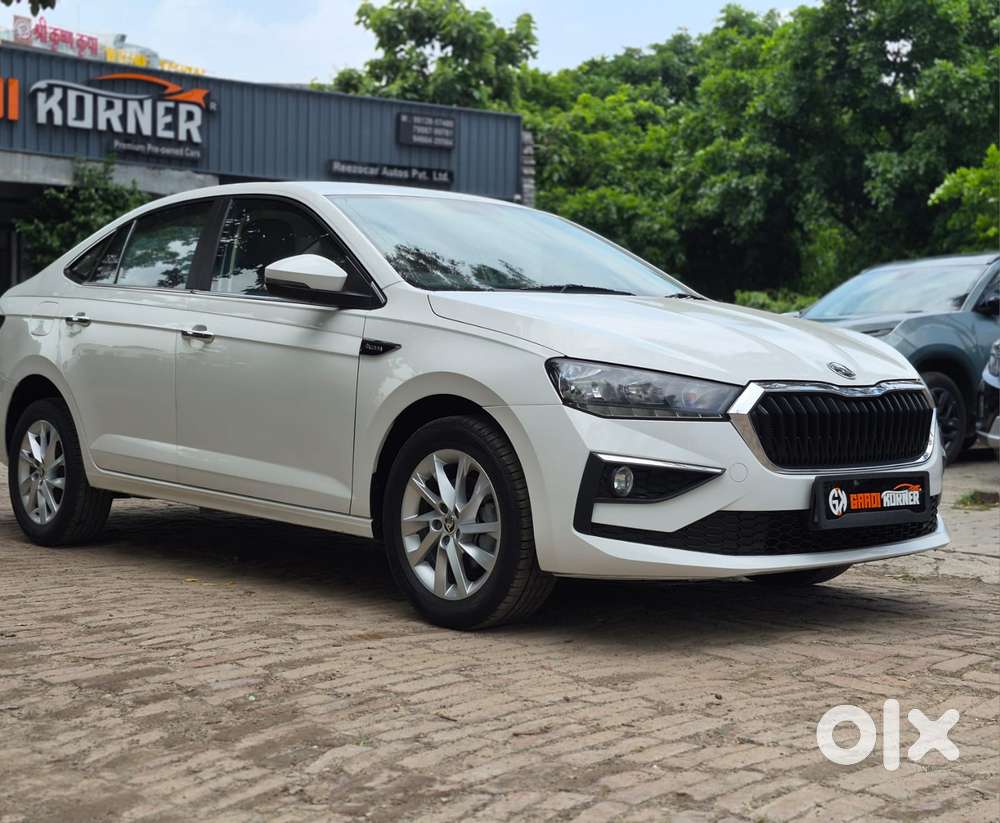 Skoda Slavia 1.0 Ambition Tsi At, 2023, Petrol