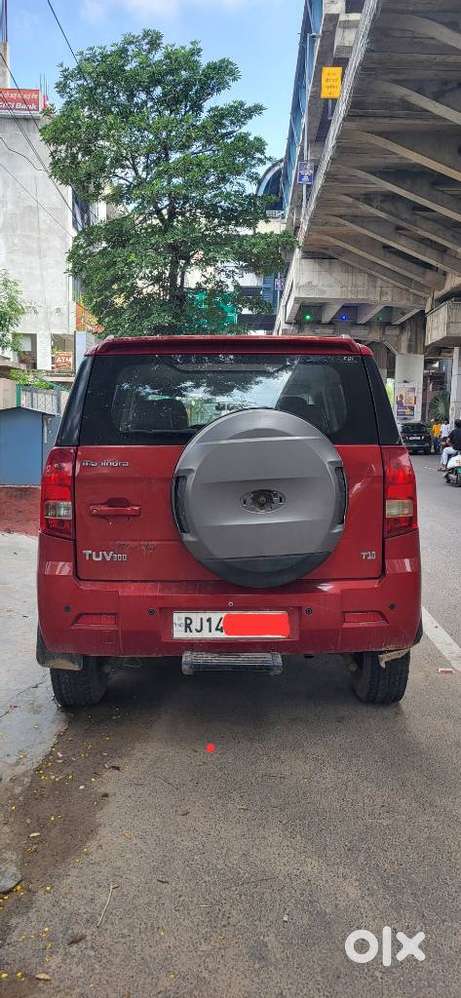 Mahindra Tuv 300 T10, 2018, Diesel