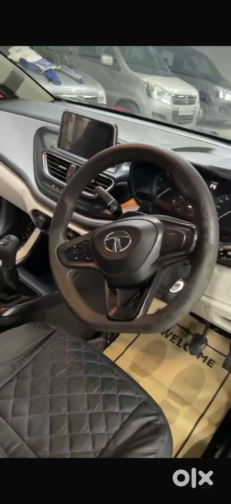 Tata Altroz Petrol 2021