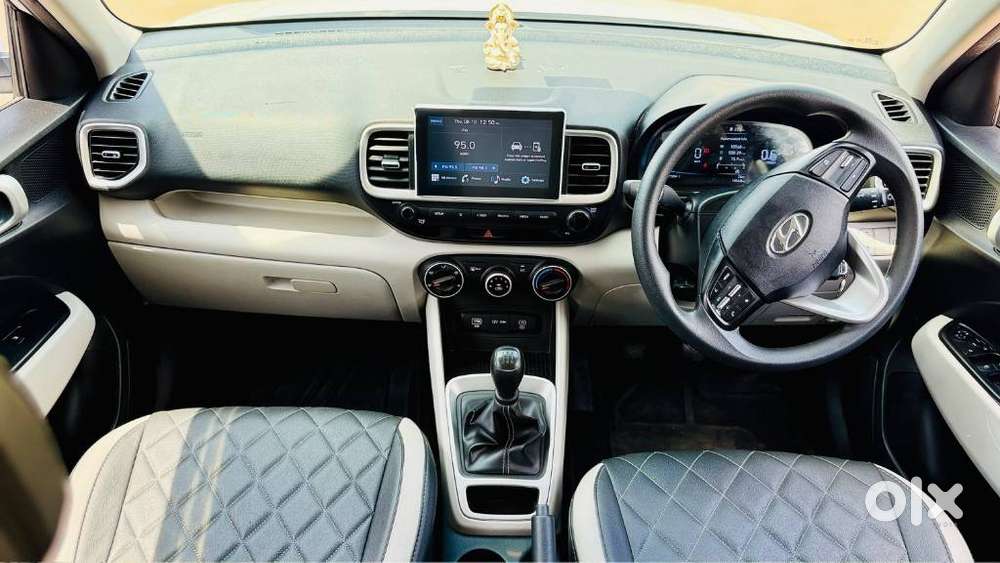 Hyundai Venue S 1.2 Petrol, 2024, Petrol