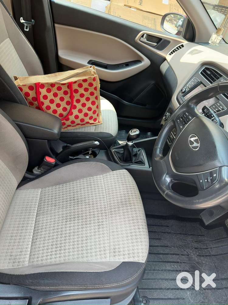 Hyundai I20 Petrol Asta Option, 2018, Petrol