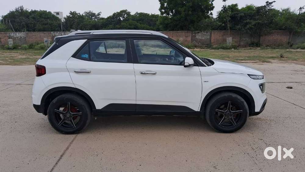 Hyundai Venue, 2019, Petrol