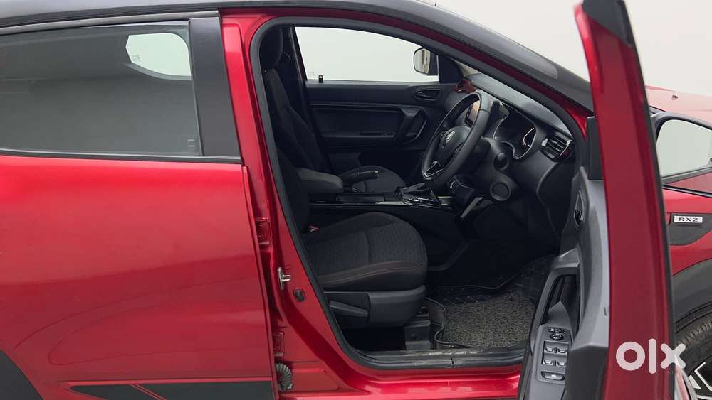 Renault Kiger Rxz Turbo Cvt Dt, 2023, Petrol