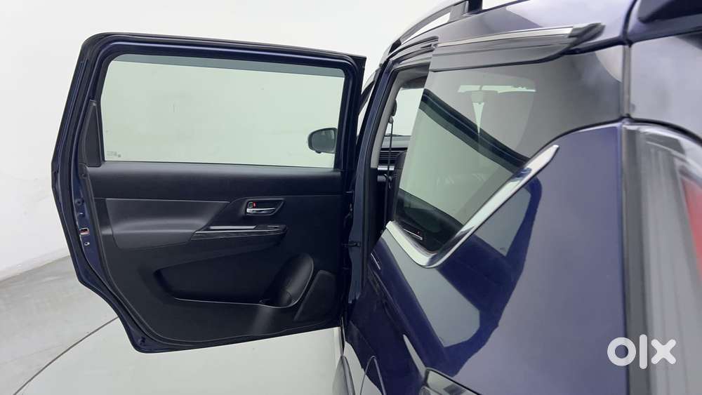 Maruti Suzuki Xl6 1.5 Alpha At, 2022, Petrol