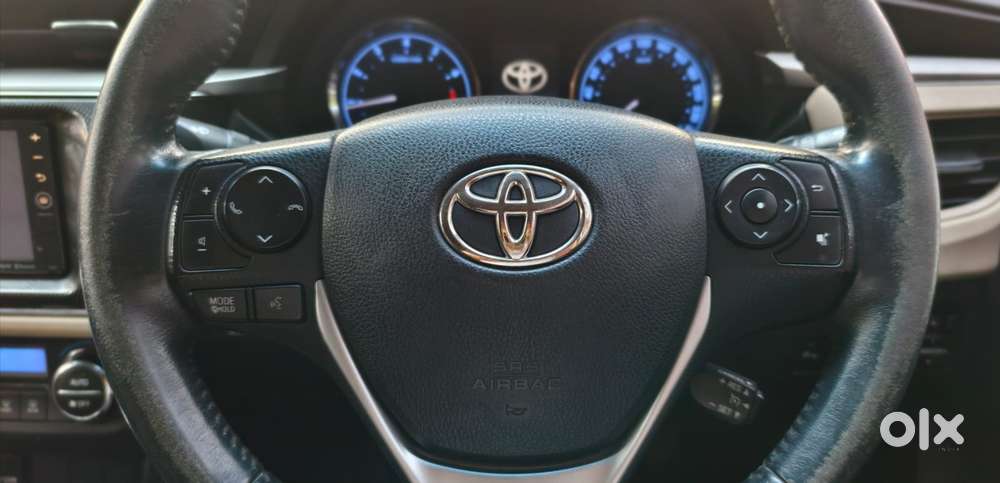 Toyota Corolla Altis 2013-2017 Vl At, 2016, Petrol