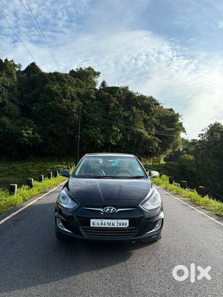 Hyundai Fluidic Verna Manual 2012