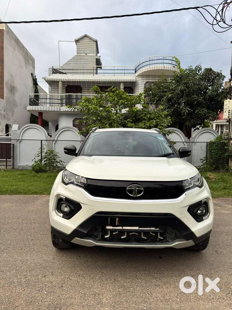 Tata Nexon 2023 Petrol