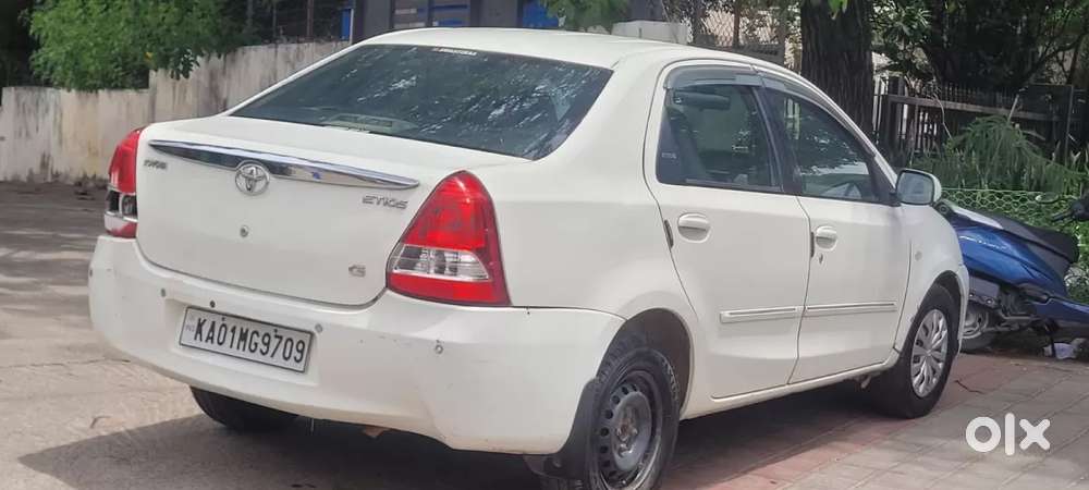 Toyota Etios 1.5 G, 2011, Petrol