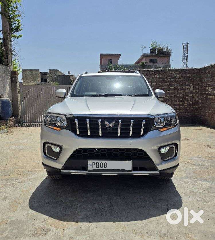 Mahindra Scorpio-n 2.2 Z4 Diesel At 7 Str, 2023, Diesel