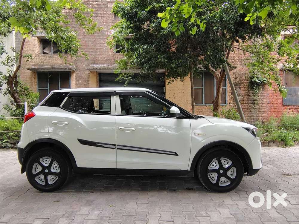 Mahindra Xuv300 W4, 2021, Petrol