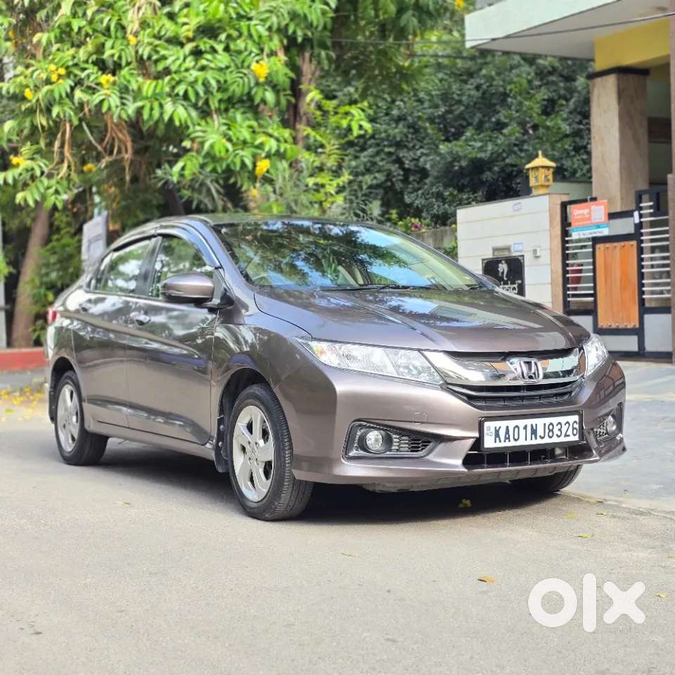 Honda City 1.5 V 4th Gen I-vtec Mt, 2016, Petrol