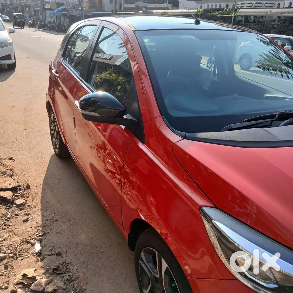 Tata Tiago 2022 Petrol 27000 Km Driven