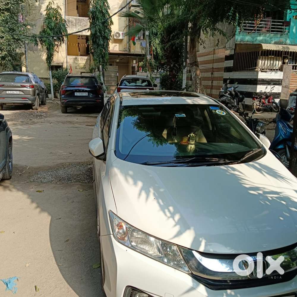 Honda City Hybrid 2015