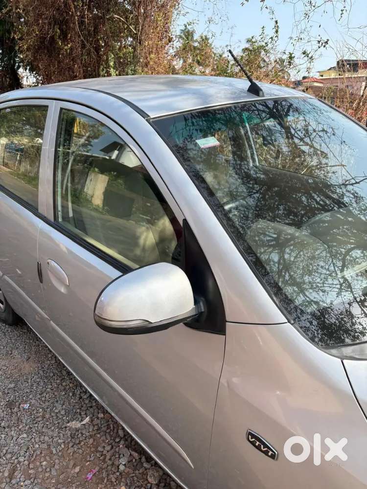 Hyundai I10 2011 Cng & Petrol 69000 Km Driven