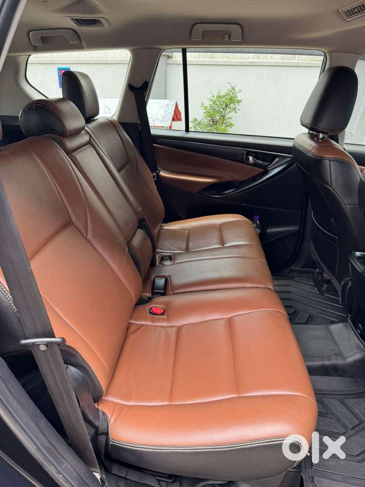 Toyota Innova Crysta 2.4 Gx Limited Edition At 8 Str, 2021, Diesel