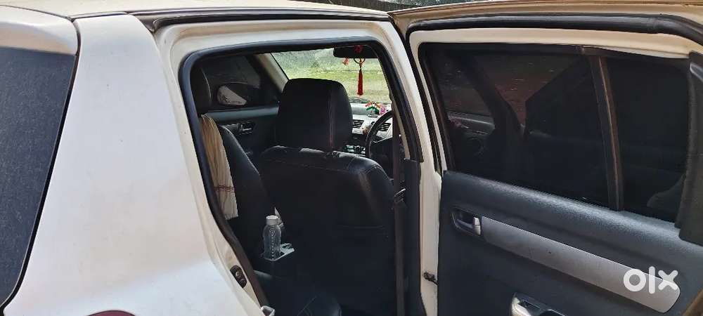 Maruti Suzuki Swift 2010 Diesel 130710 Km Driven