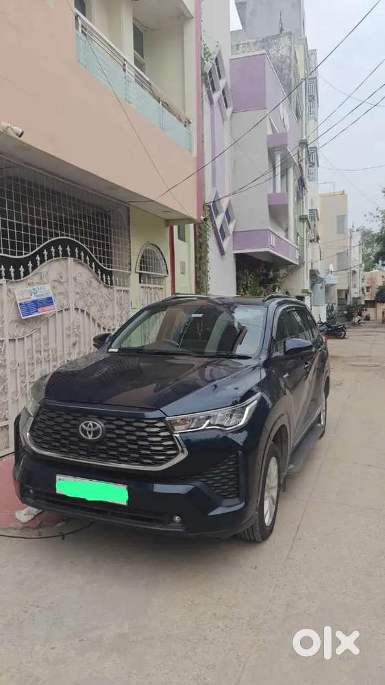 Excellent Condition Innova Hycross