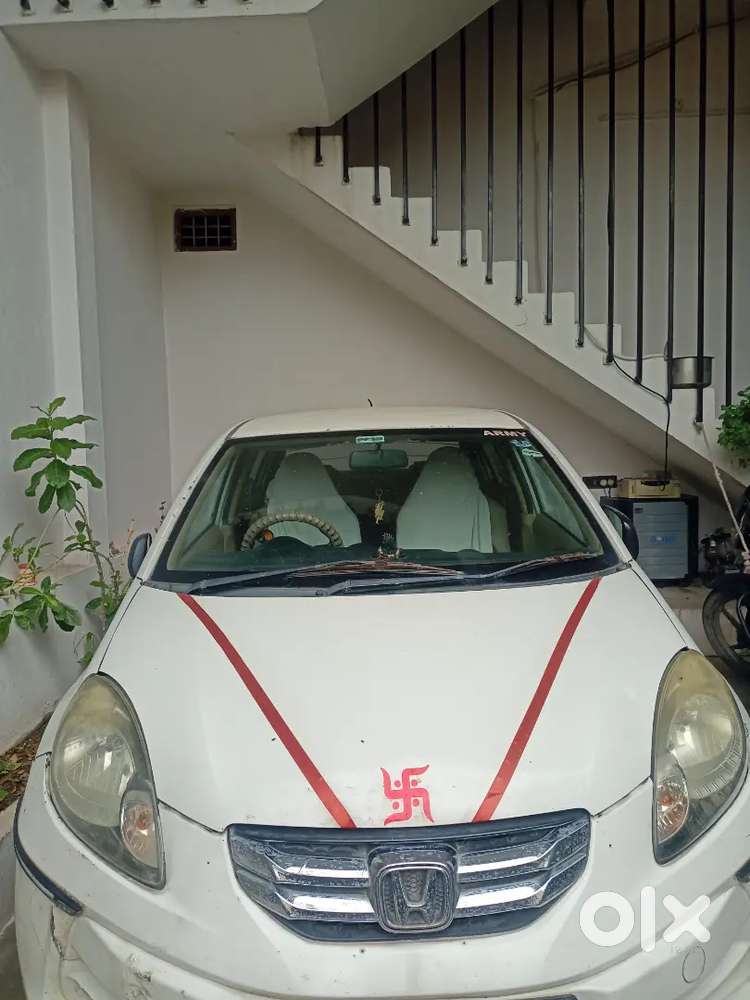 Honda Amaze 2015 Petrol 135000 Km Driven