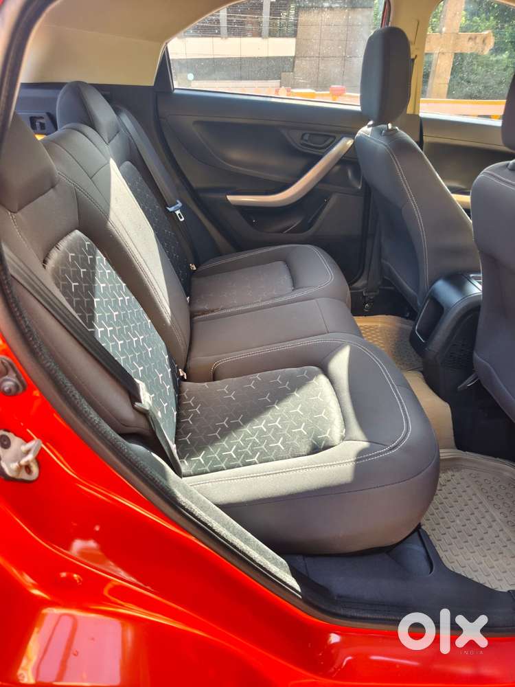 Tata Nexon 1.5 Revotorq Xma Plus (s) Amt, 2022, Petrol