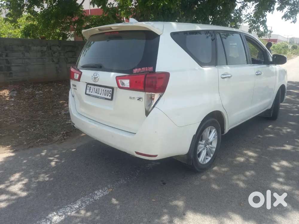 Toyota Innova Crysta 2016 Diesel Manual