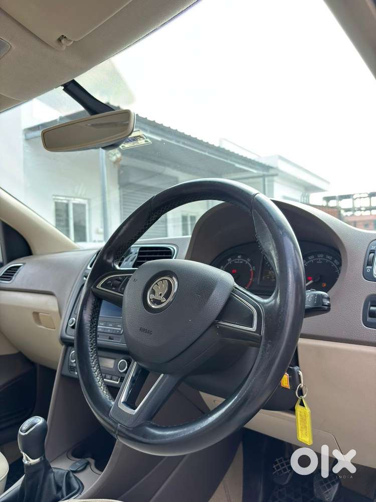 Skoda Rapid 2013-2016 1.6 Mpi Style Plus, 2016, Petrol