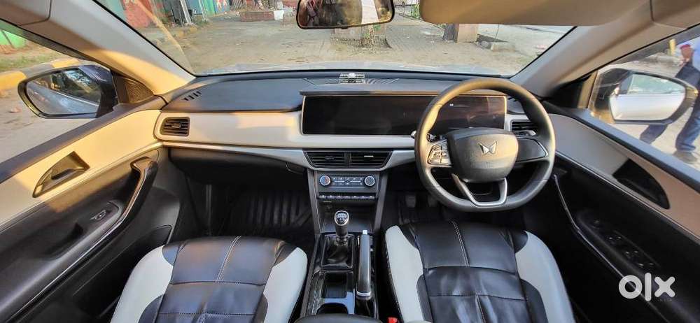 Mahindra Xuv700 2.2 Ax 5 Diesel Mt 7 Str, 2022, Diesel