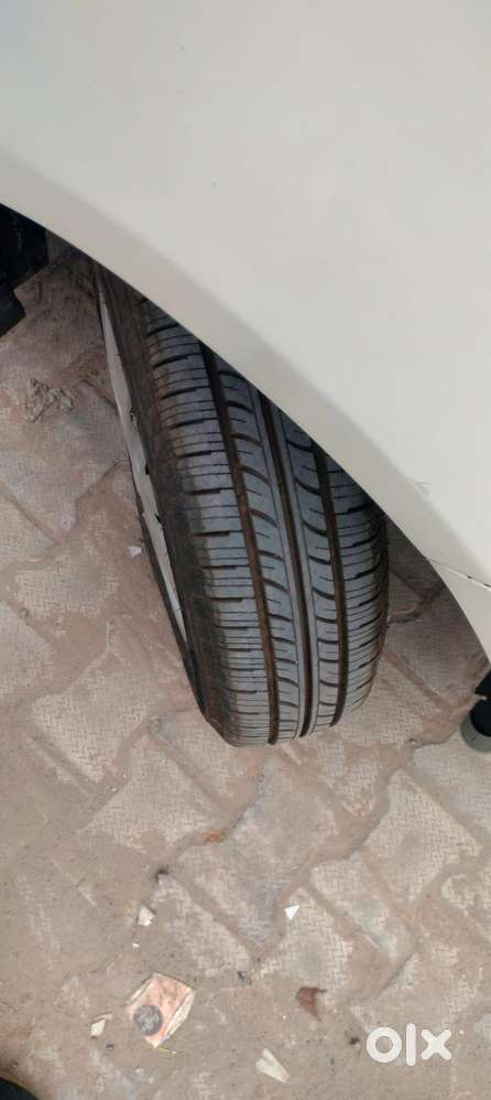 Maruti Suzuki Swift 1.2 Lxi (o), 2016, Petrol