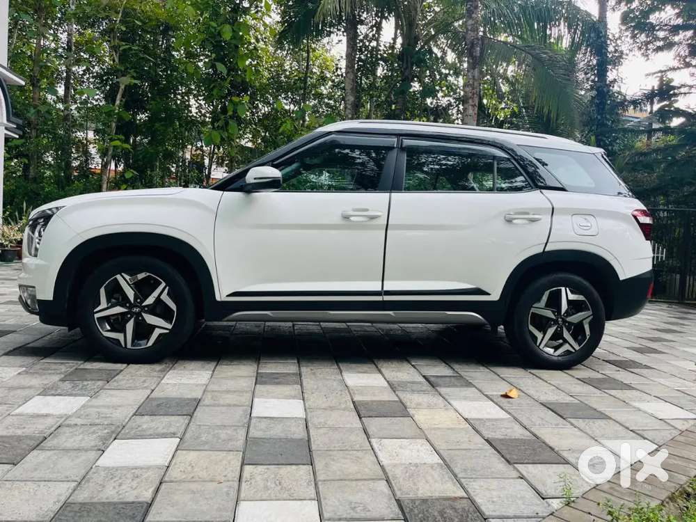 Hyundai Alcazar 2021 Petrol Well Maintained