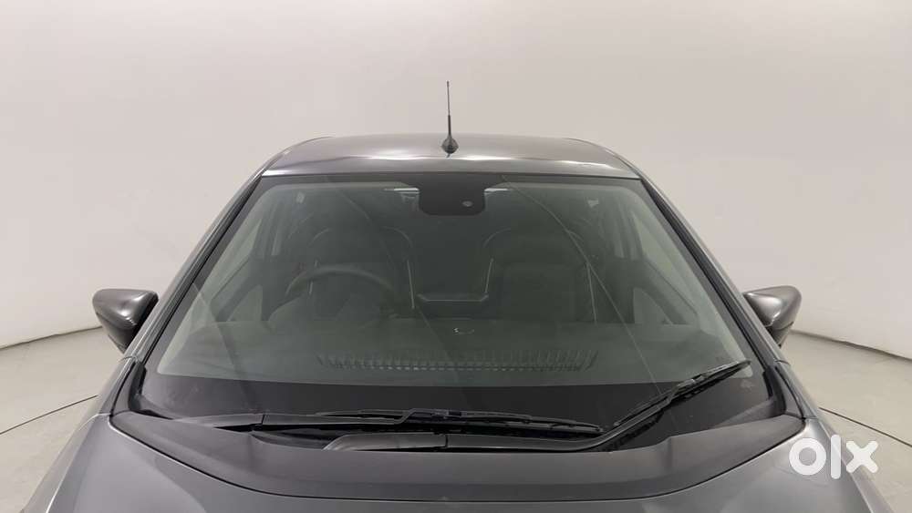 Tata Altroz 1.2 Xt, 2023, Petrol