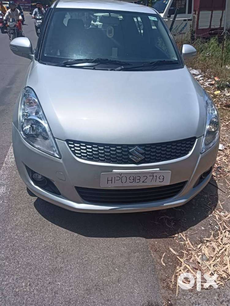 Maruti Suzuki Swift Vxi Abs Bsiv, 2013, Petrol