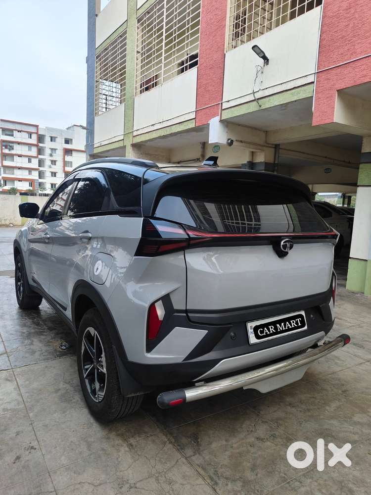 Tata Nexon Creative Plus 1.2 Revotron Petrol 6 Mt, 2025, Petrol
